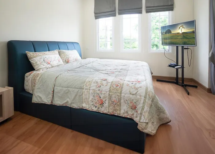 Garden House For 11 Guests Near Safari World With Pool Access * バンコク都