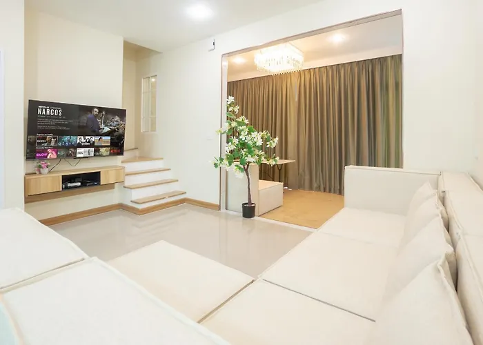Garden House For 11 Guests Near Safari World With Pool Access 別荘 *