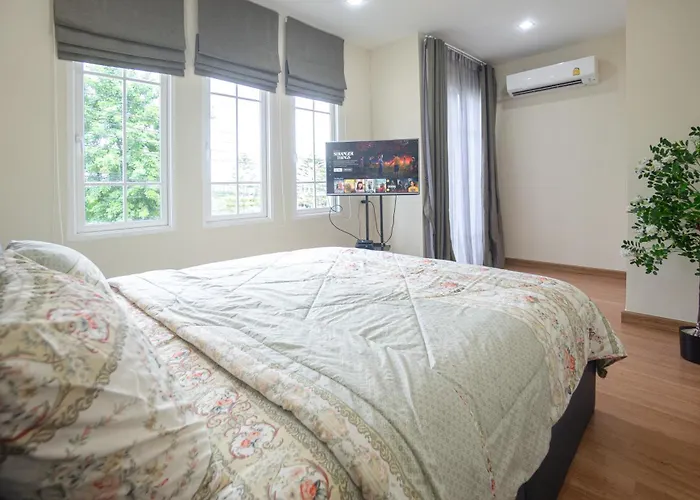 Garden House For 11 Guests Near Safari World With Pool Access * バンコク都