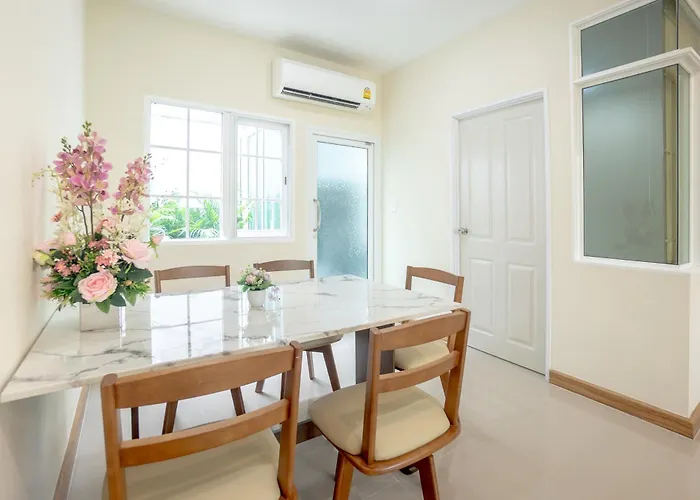 別荘 Garden House For 11 Guests Near Safari World With Pool Access *