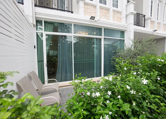 Garden House For 11 Guests Near Safari World With Pool Access * バンコク都